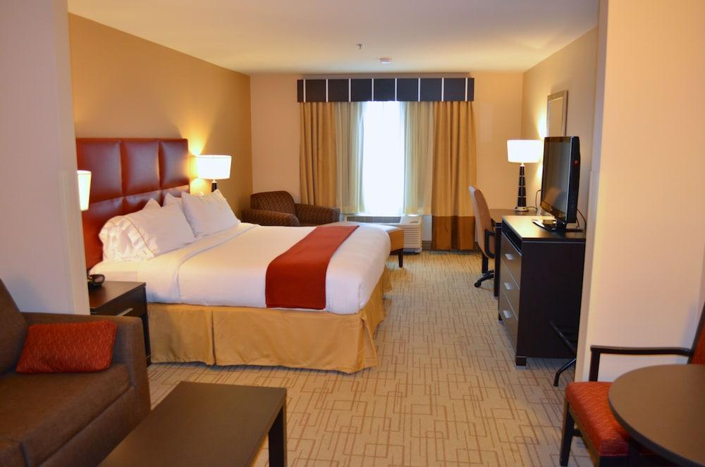 Holiday Inn Express & Suites - Smithfield/Selma By Ihg Exterior foto